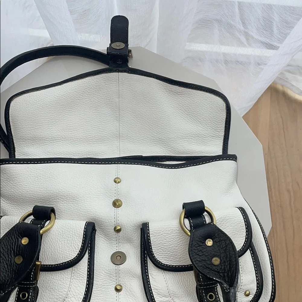 Stylish White and Navy Women's Handbag - Picture 7 of 16